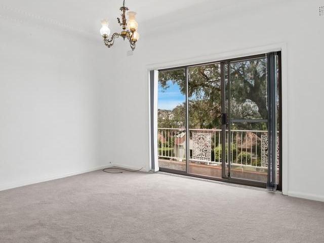 Apartment for rent in Warrawong, Wollongong City Council