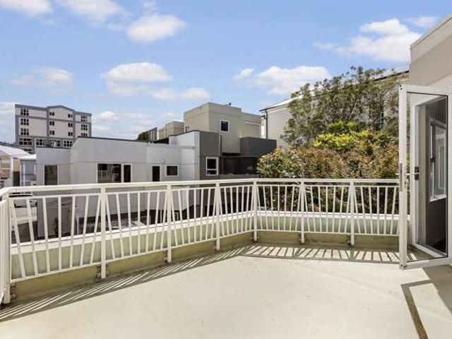 Townhouse for sale in Matata, Wellington