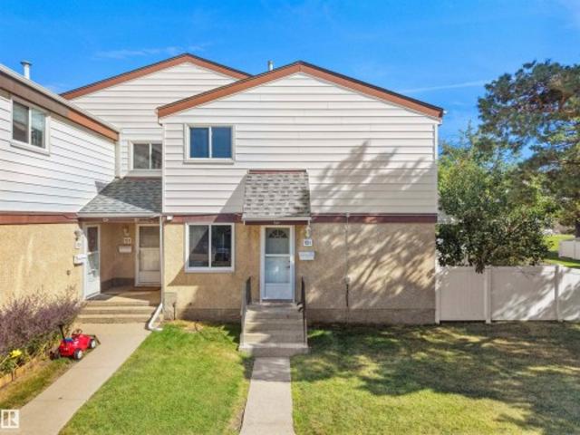 Townhouse for sale in Millbourne, Edmonton