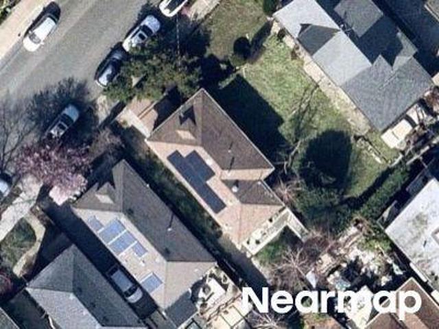 House for sale in Oakland, Alameda County