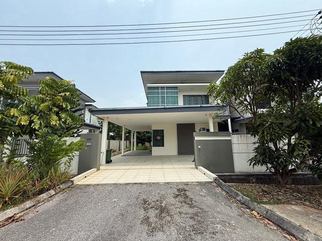 Residential House for sale in Kuching, Sarawak