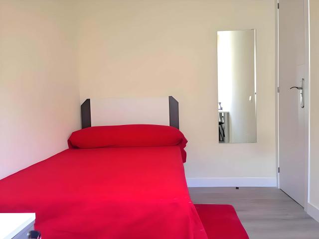 Habitación en alquiler en Juan de la Cierva, Getafe
