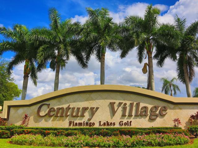 Condo for sale in Pembroke Pines, Florida