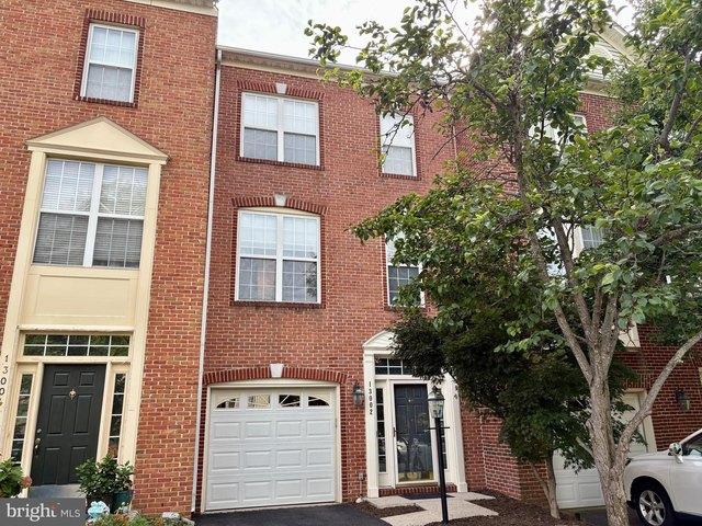 Townhouse for sale in Virginia