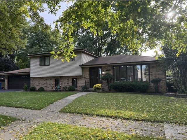 House for sale in Alsip, Cook County