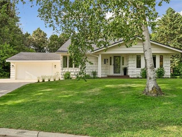 House for sale in Burnsville, Minnesota