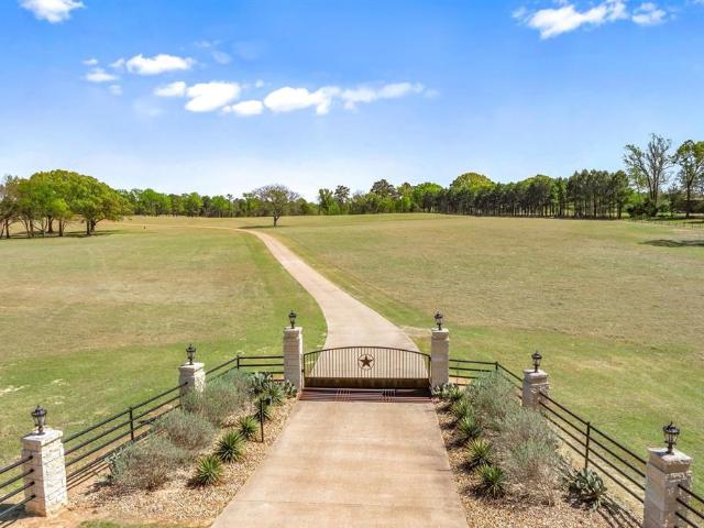 House for sale in Smith, Texas
