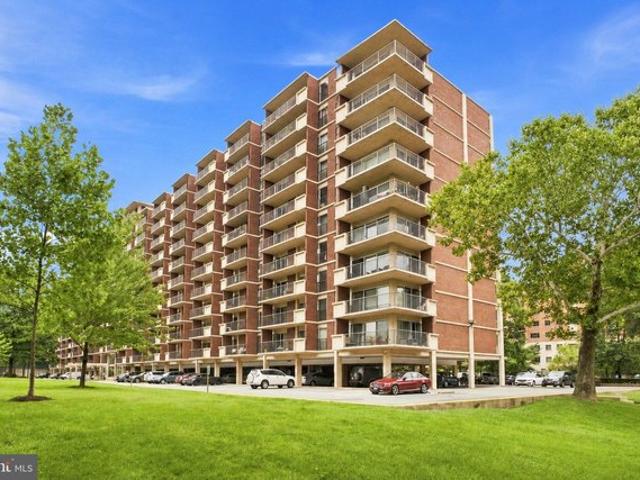 Condo for sale in Virginia