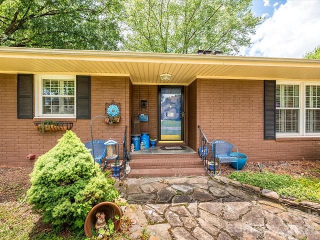 House for sale in Mecklenburg, North Carolina