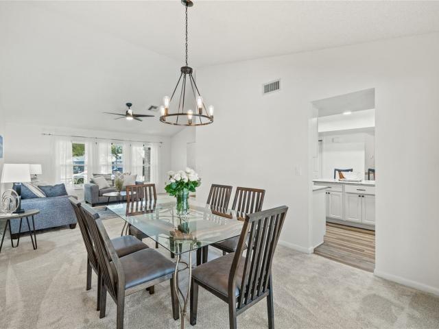 Duplex for sale in Tarpon Springs