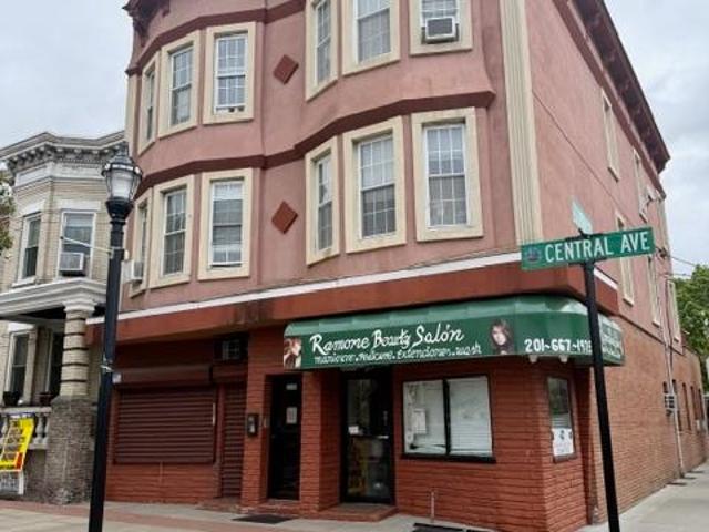 Condo for sale in Hudson, New Jersey