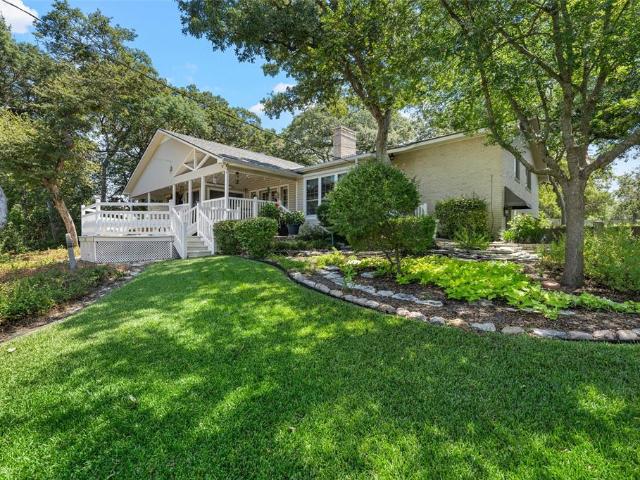 House for sale in Woodway, Texas