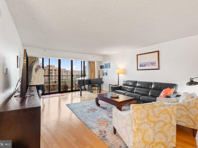 Condo for sale in Virginia