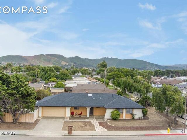 House for sale in Lompoc