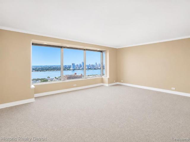 Condo for sale in Detroit, Michigan