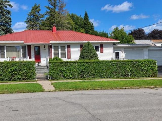 House for sale in Ogdensburg, New York
