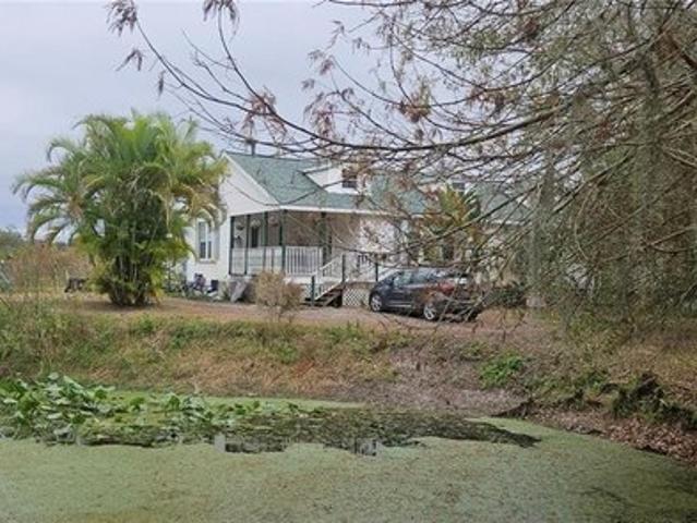 House for sale in Lorida, Florida