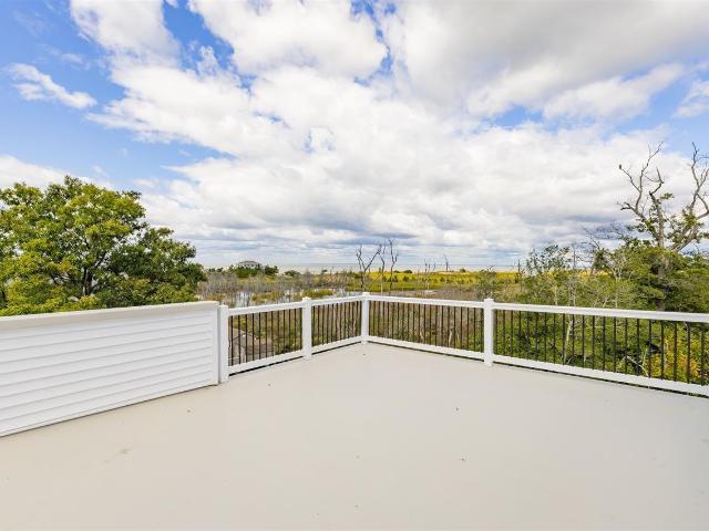 House for sale in Green Creek, New Jersey