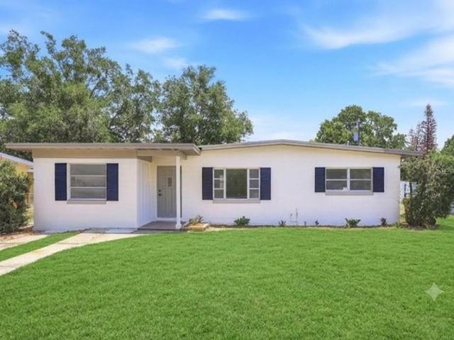 House for sale in Oakland Park, Mount Dora