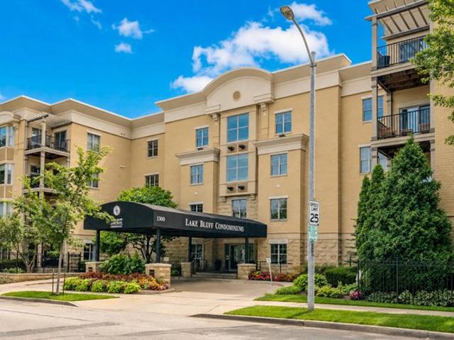 Condo for sale in Milwaukee, Wisconsin