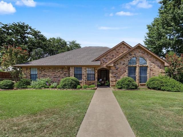 House for sale in Azle, Tarrant County