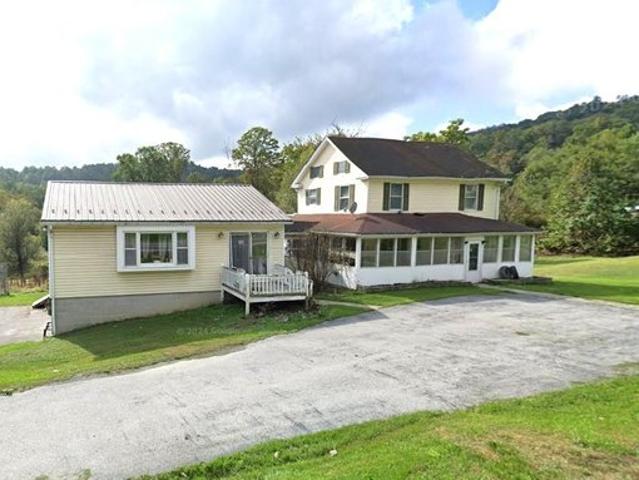 House for sale in Fairfield, Adams County