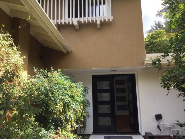 Room for rent in Woodland Hills-Warner Center Neighborhood Council District, Canoga Park