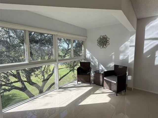 Condo for sale in Pembroke Pines, Florida