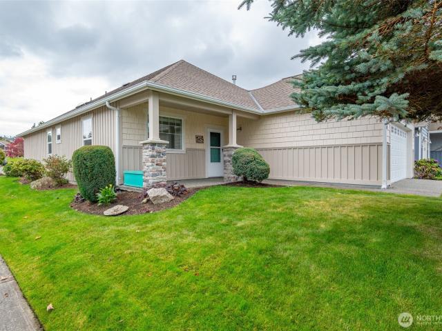 House for sale in Oak Harbor, Washington