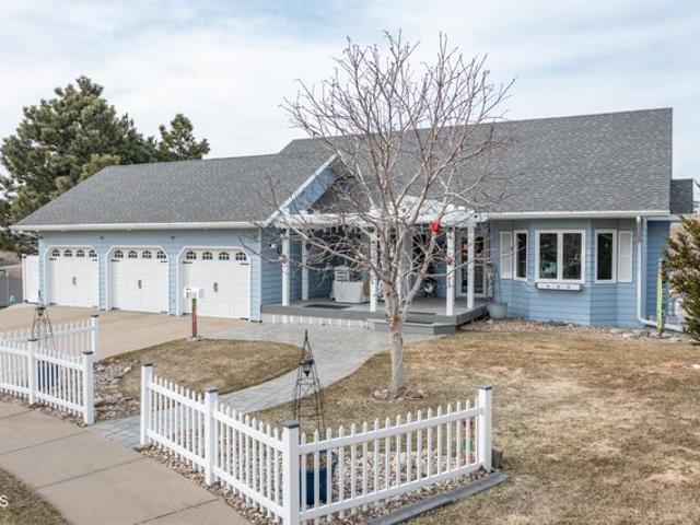 House for sale in Bismarck, North Dakota