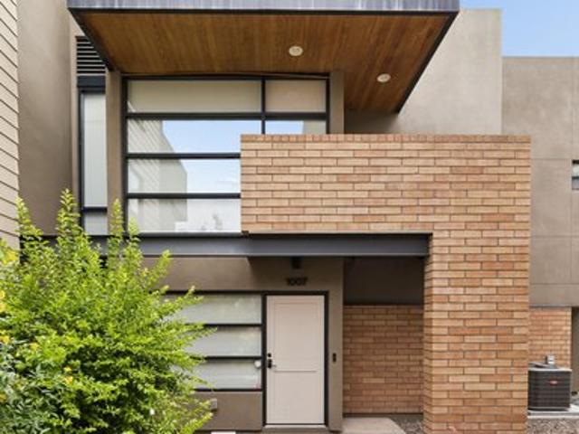 Townhouse for sale in Tempe, Arizona