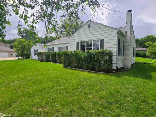 House for sale in Creston, Iowa