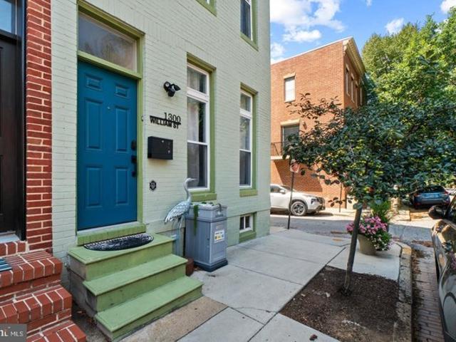 Townhouse for sale in Gibsonton, Maryland