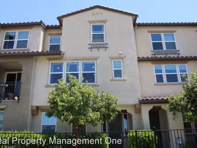 House for rent in Hayward