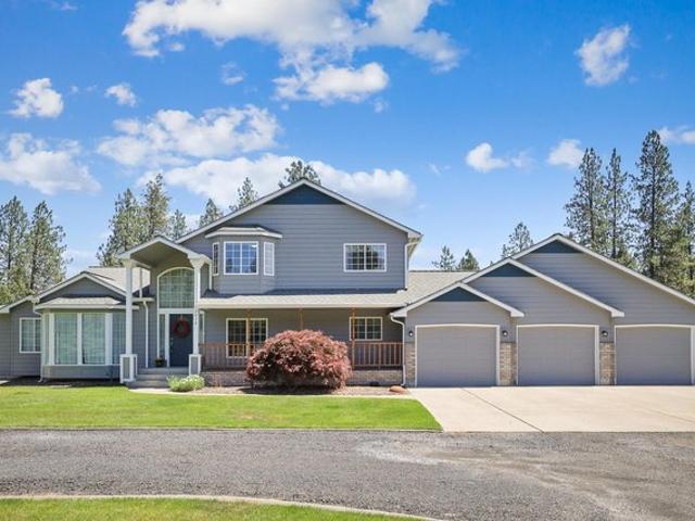House for sale in Nine Mile Falls, Washington
