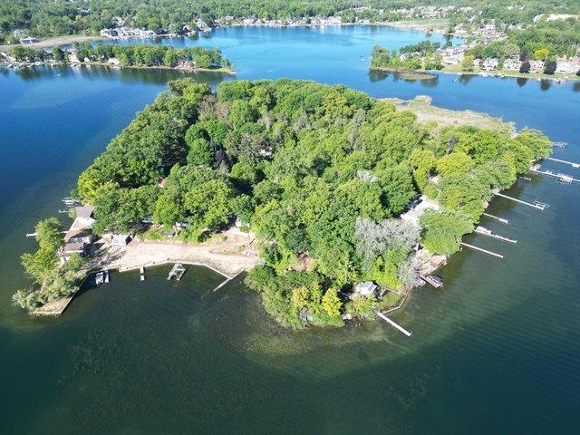 House for sale in Fenton, Michigan