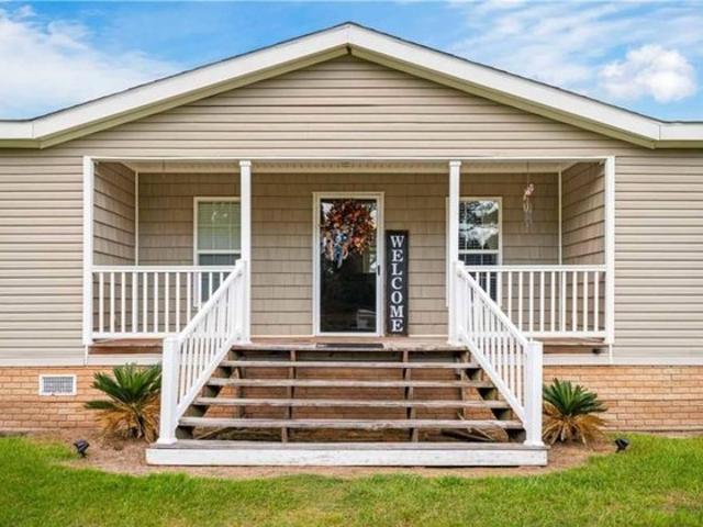 House for sale in Florien, Louisiana