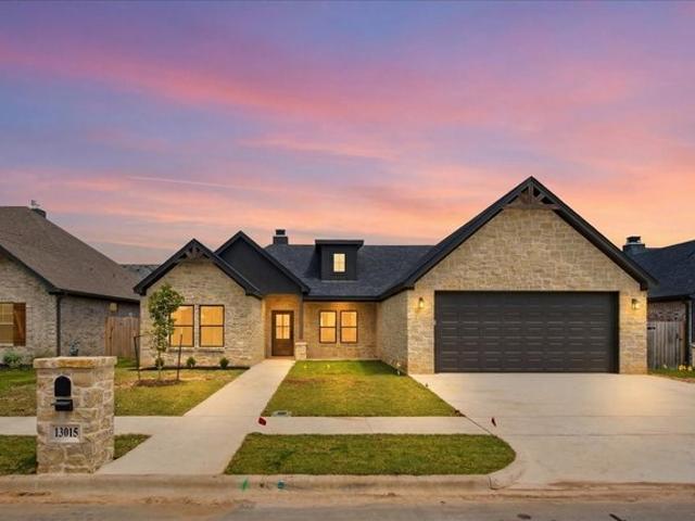 House for sale in Woodway, Texas