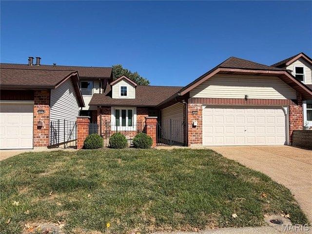 Condo for sale in Saint Louis