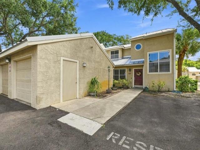 Townhouse for sale in Tampa, Florida