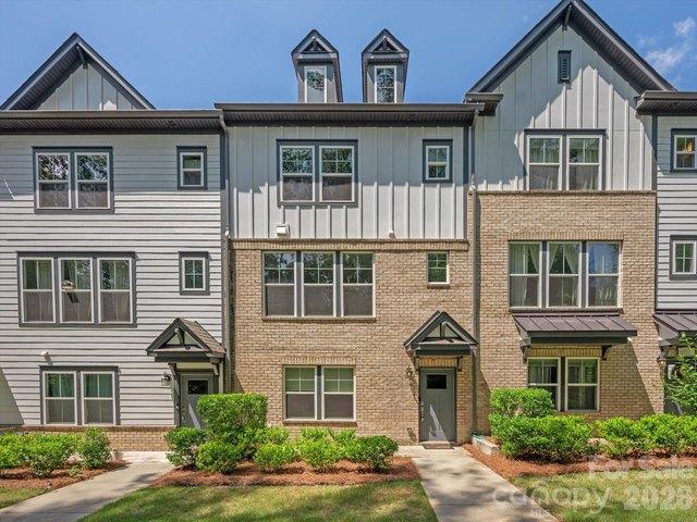 Townhouse for sale in Mecklenburg, North Carolina