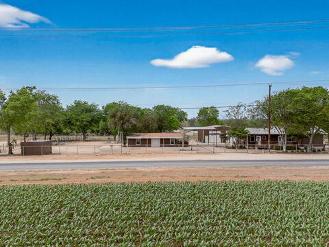 Commercial for sale in La Coste, Texas