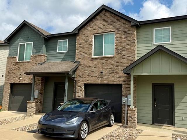 House for sale in Forest Hill, Texas