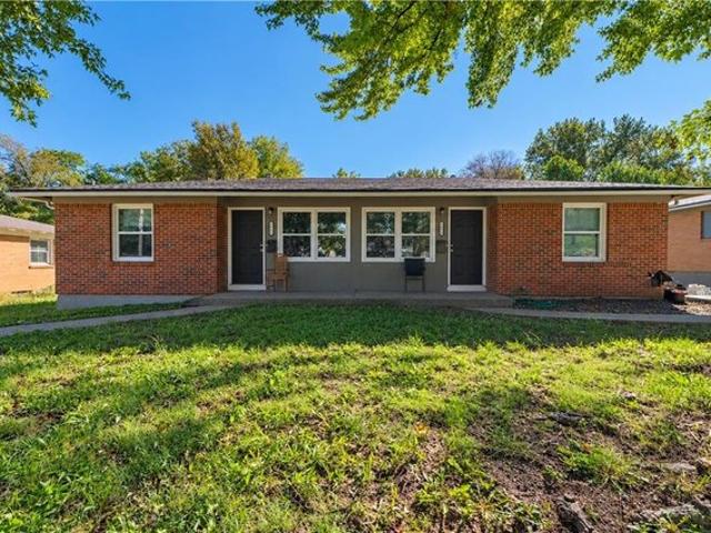 House for sale in Evanston, Independence