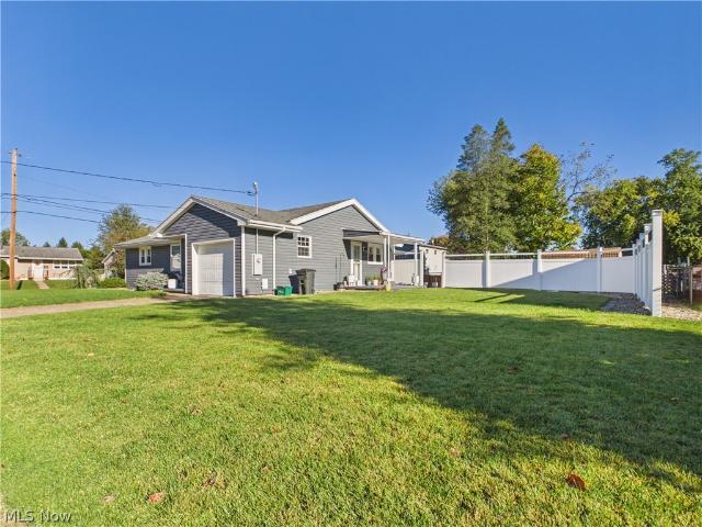 House for sale in Vienna, Wood County