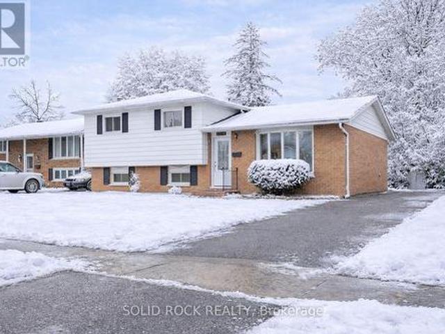 House for sale in Brockville, Ontario