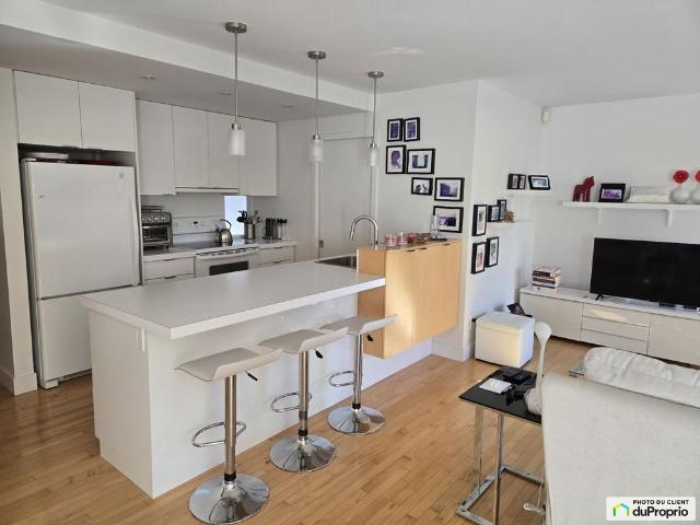 Apartment for rent in Sainte-Foy–Sillery–Cap-Rouge, Québec