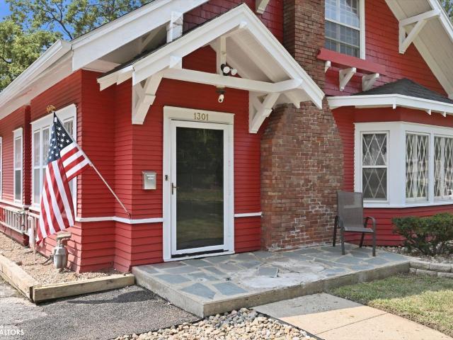 House for sale in Harlan, Shelby County