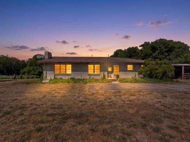 House for sale in Seagoville, Texas