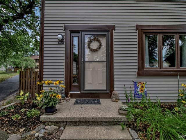 Condo for sale in Town of Amherst, Erie County